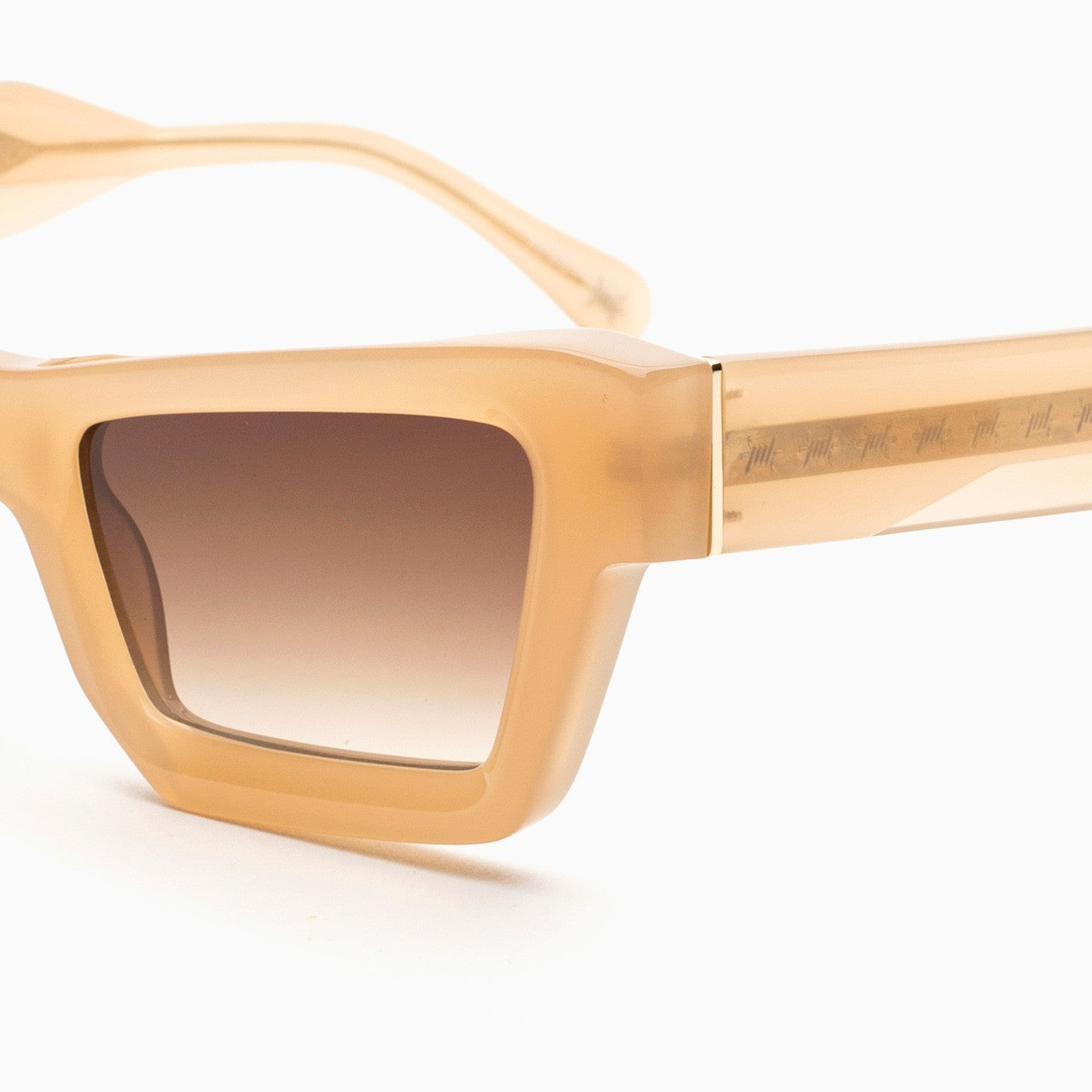 Occhiali da sole Bust Out modello Scarlett montatura sabbia