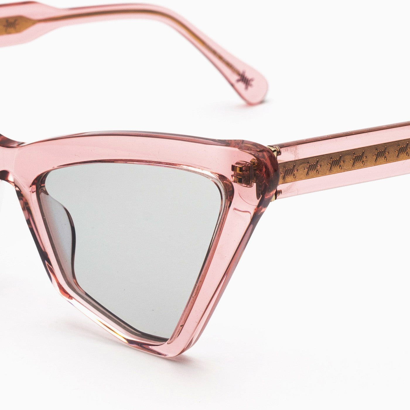 Cameron Crystal Rosa